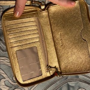 Michael Kors Bags - Michael kors clutch Michael Kors Bags - Michael kors clutch